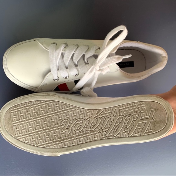 Tommy Hilfiger Lightz Casual Athletic Sneaker - Picture 7 of 9